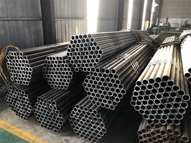 蚌埠小口径厚壁无缝钢管